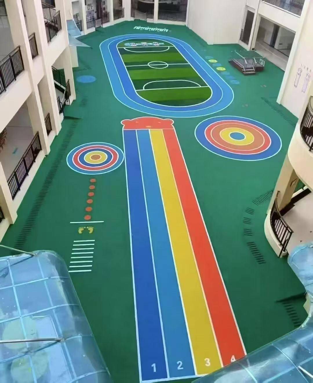 【辽阳市】混合型塑胶跑道口碑好的专业厂家，品质可靠服务优秀